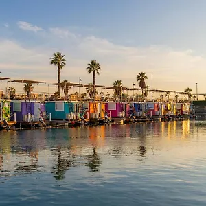 Ботель Boat Haus - Casas Flotantes Frente A Gibraltar
